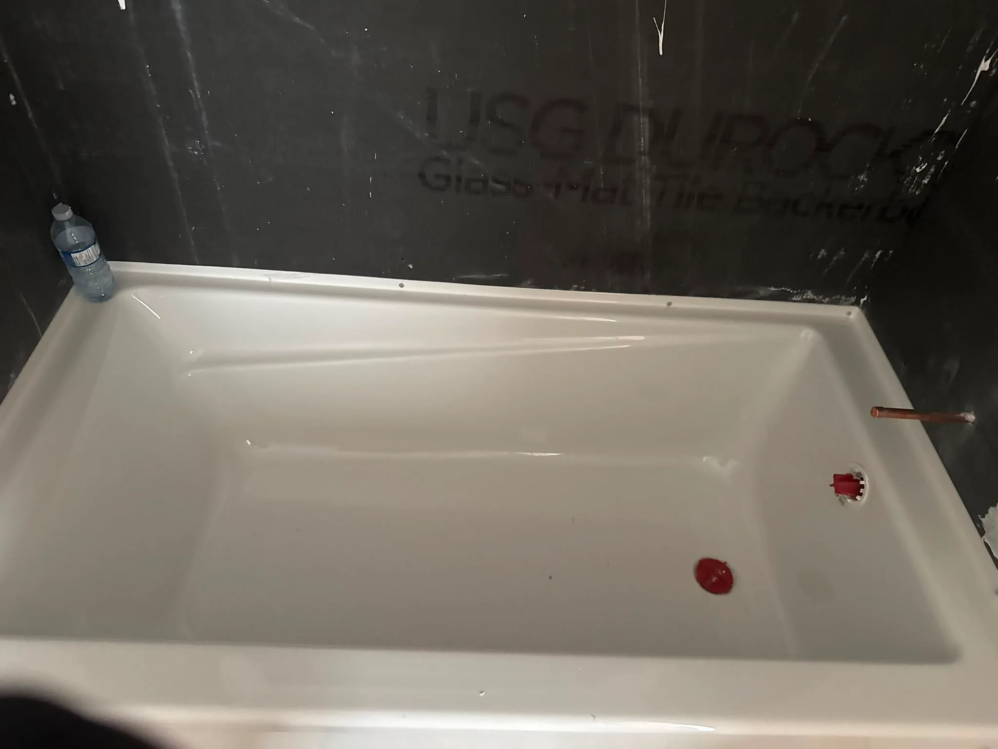 Post-construction bathtub cleaning before and after, after